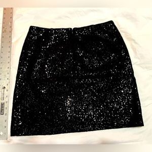 Ann Taylor Black Sequined Skirt with Pockets - Size 6